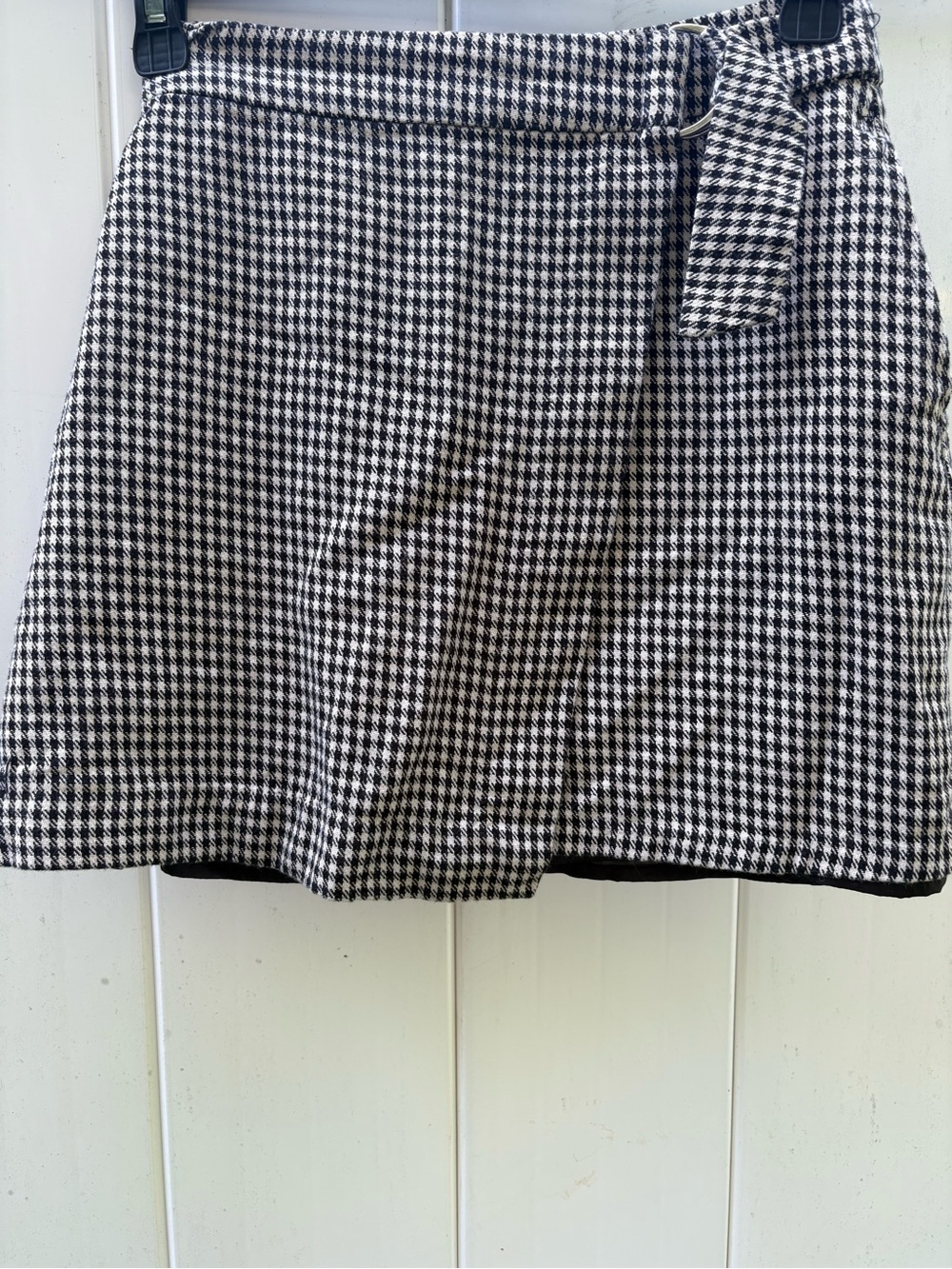 Forever 21 Black and White Houndstooth Mini Wrap Skirt